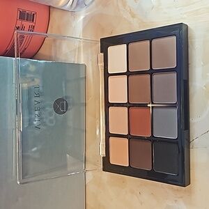 Viseart Eyeshadow Palette
